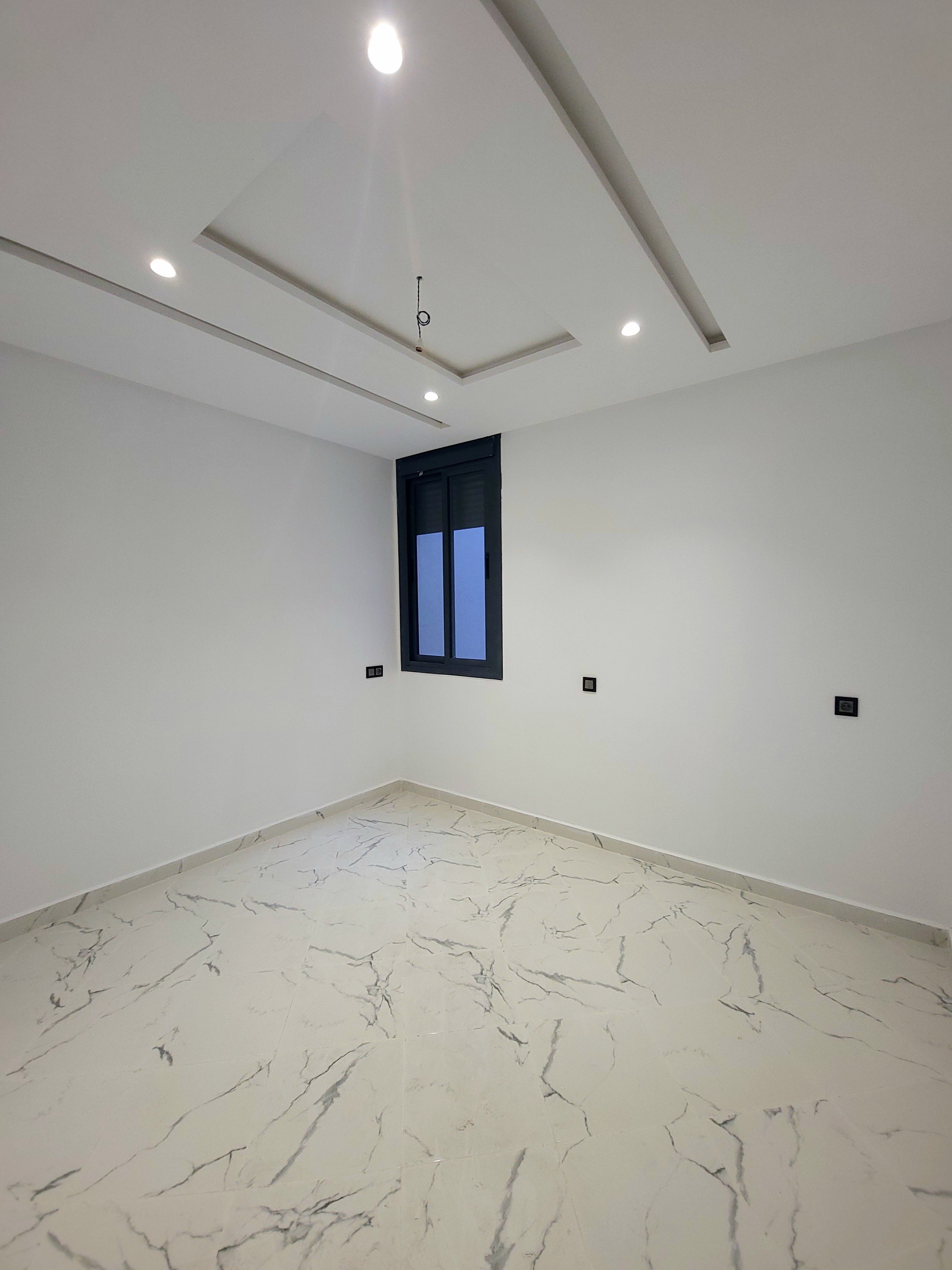 🏡 Bel appartement à vendre à Hay Al Hawzia – Calme, confort et air pur garantis !