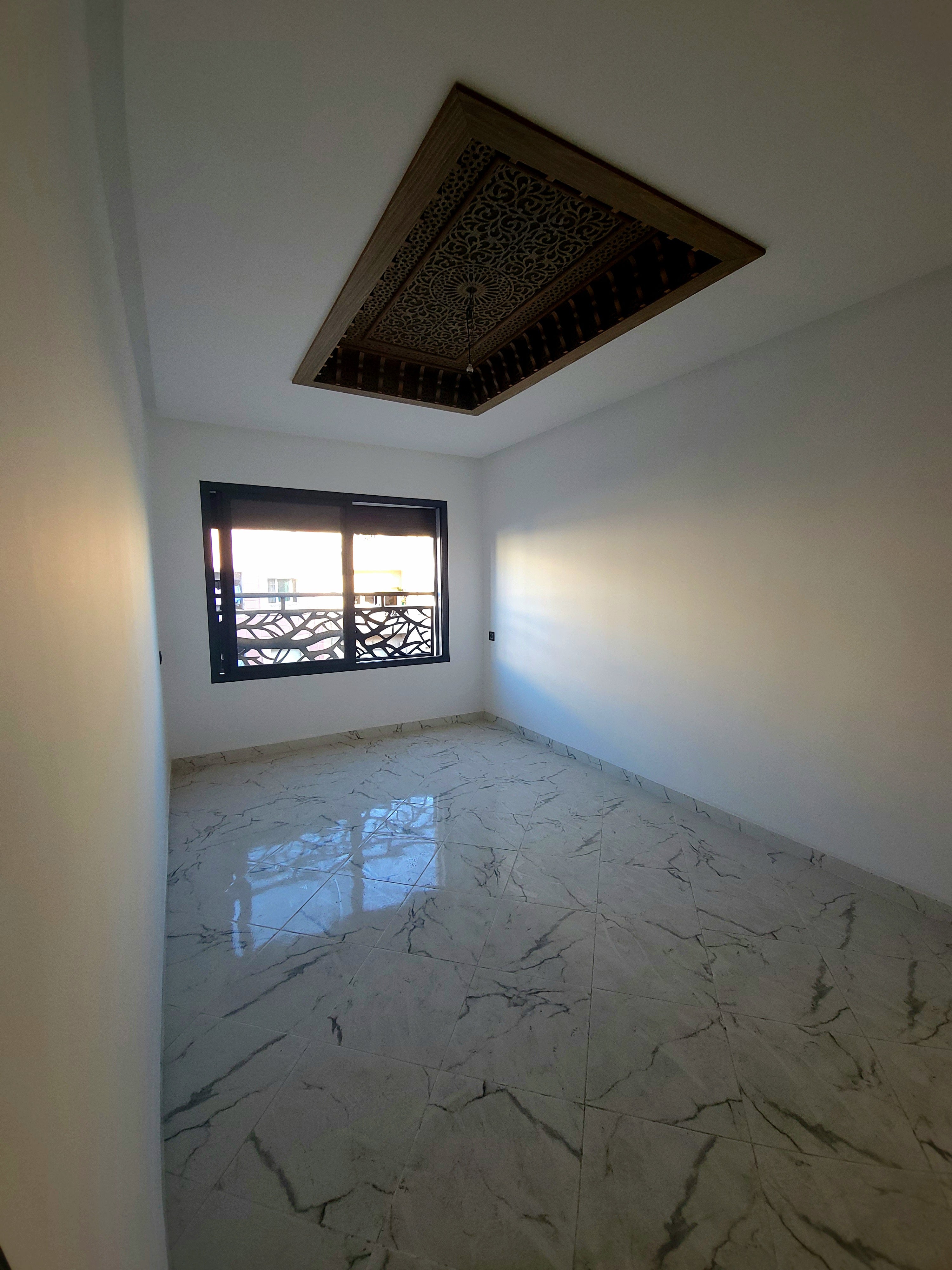 🏡 Bel appartement à vendre à Hay Al Hawzia – Calme, confort et air pur garantis !