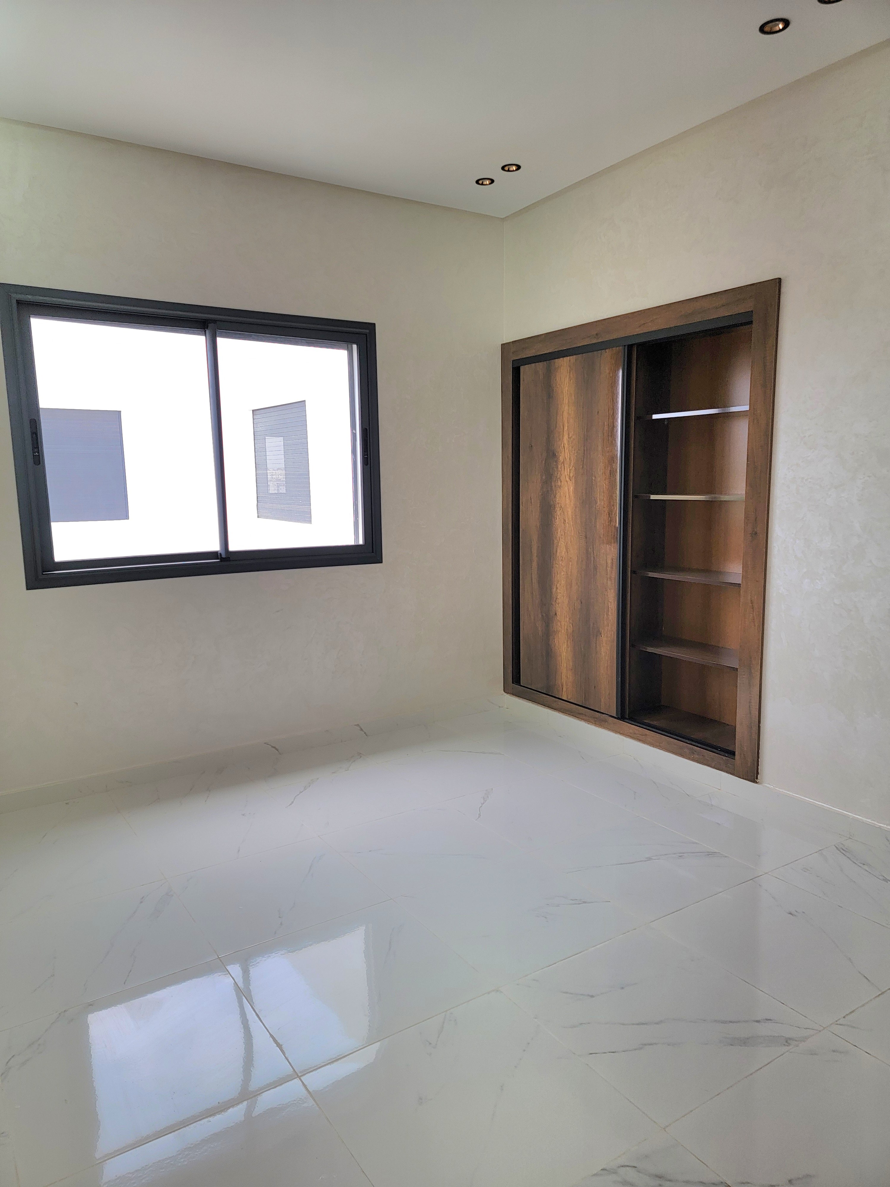 🏡 Appartement Spacieux à Vendre – Quartier Alliance 🌿